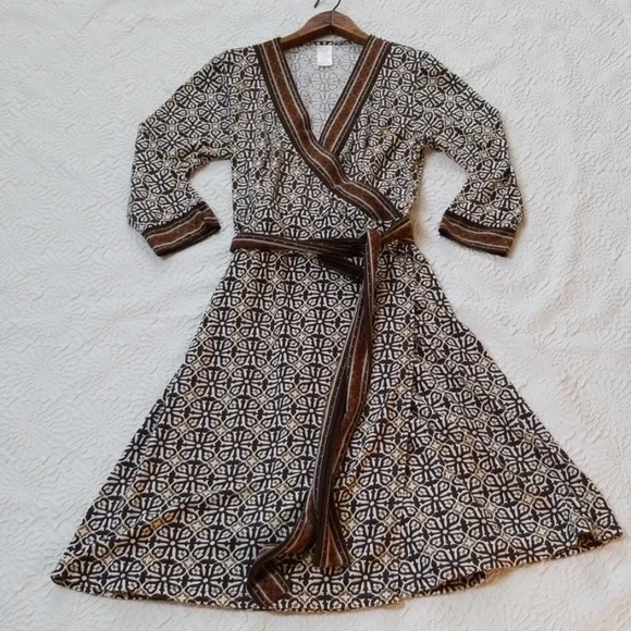 Faux Wrap Tan Brown White Tribal Print Dress - Picture 6 of 8